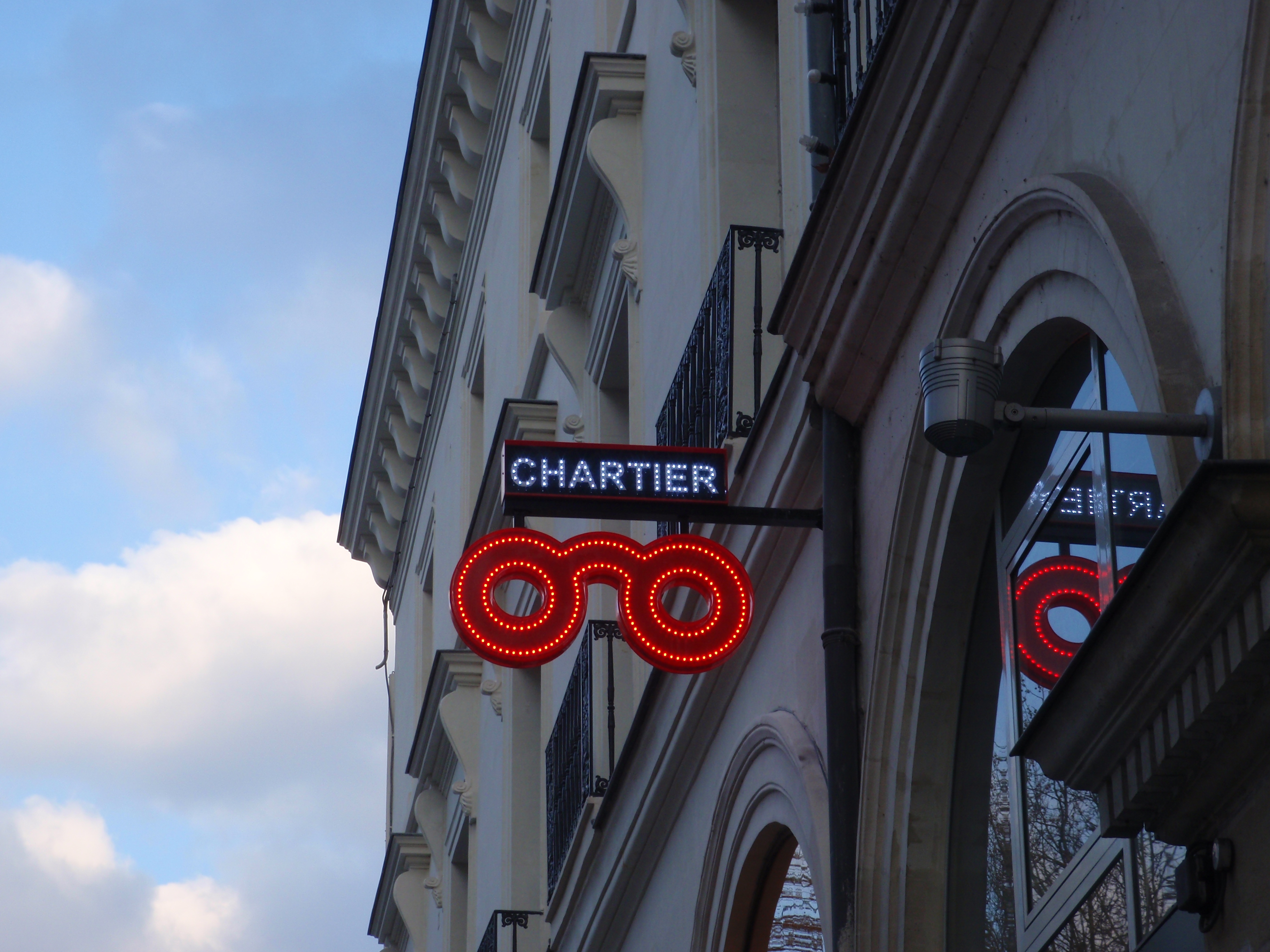 drapeau chartier